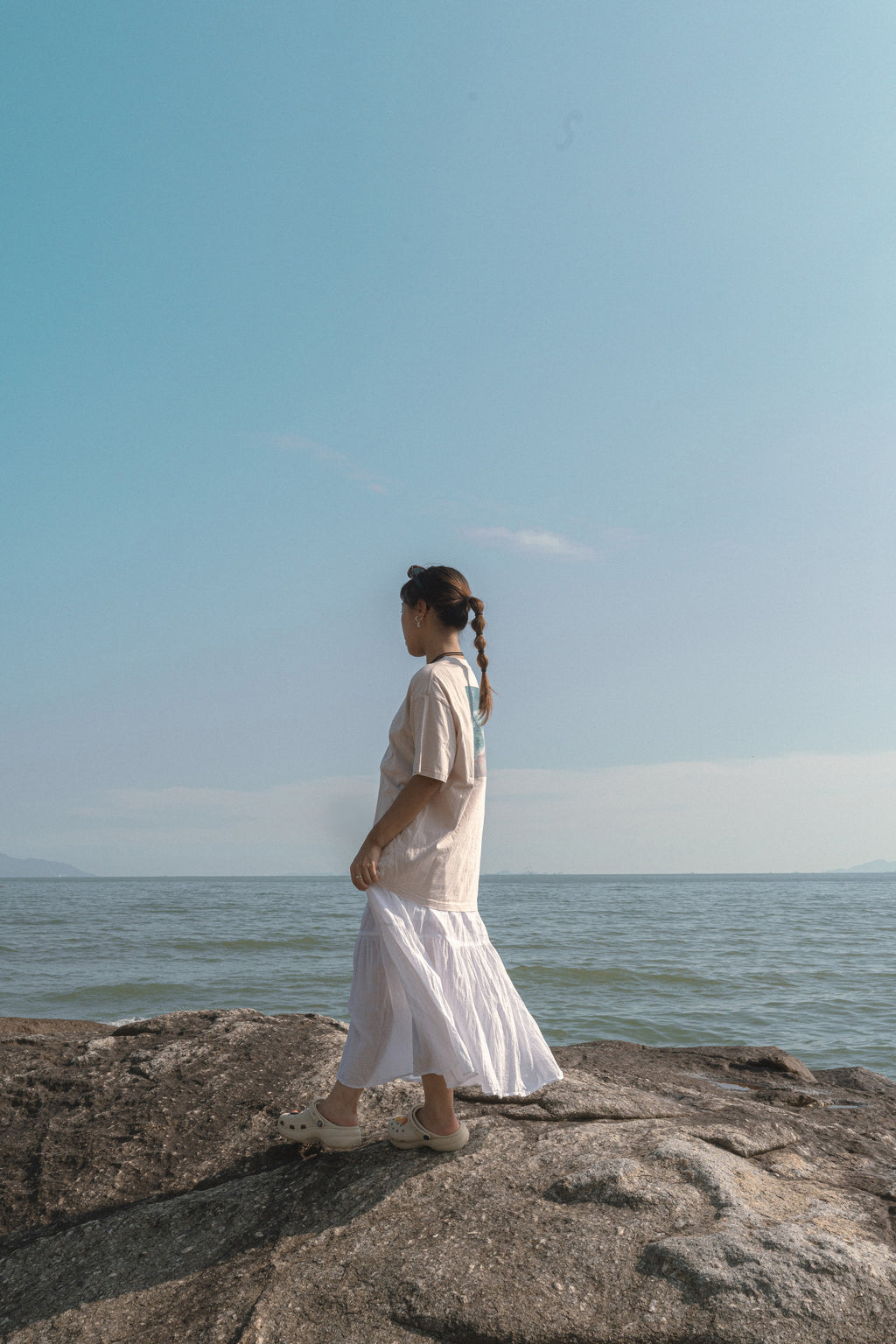 "Go with the Flow" 洗水Tshirt 【小麥杏】