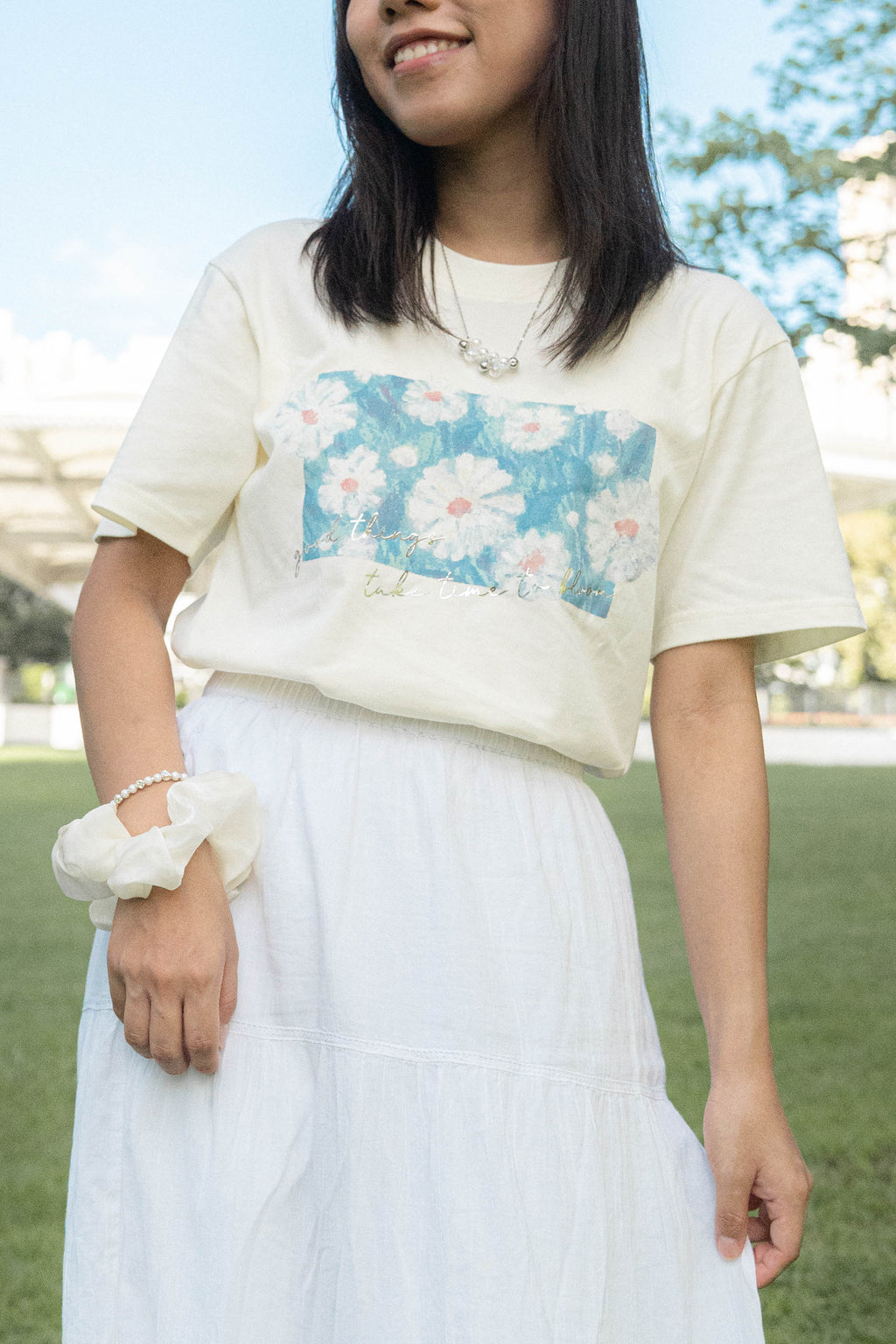 Blooming 燙銀花花T【奶油色】