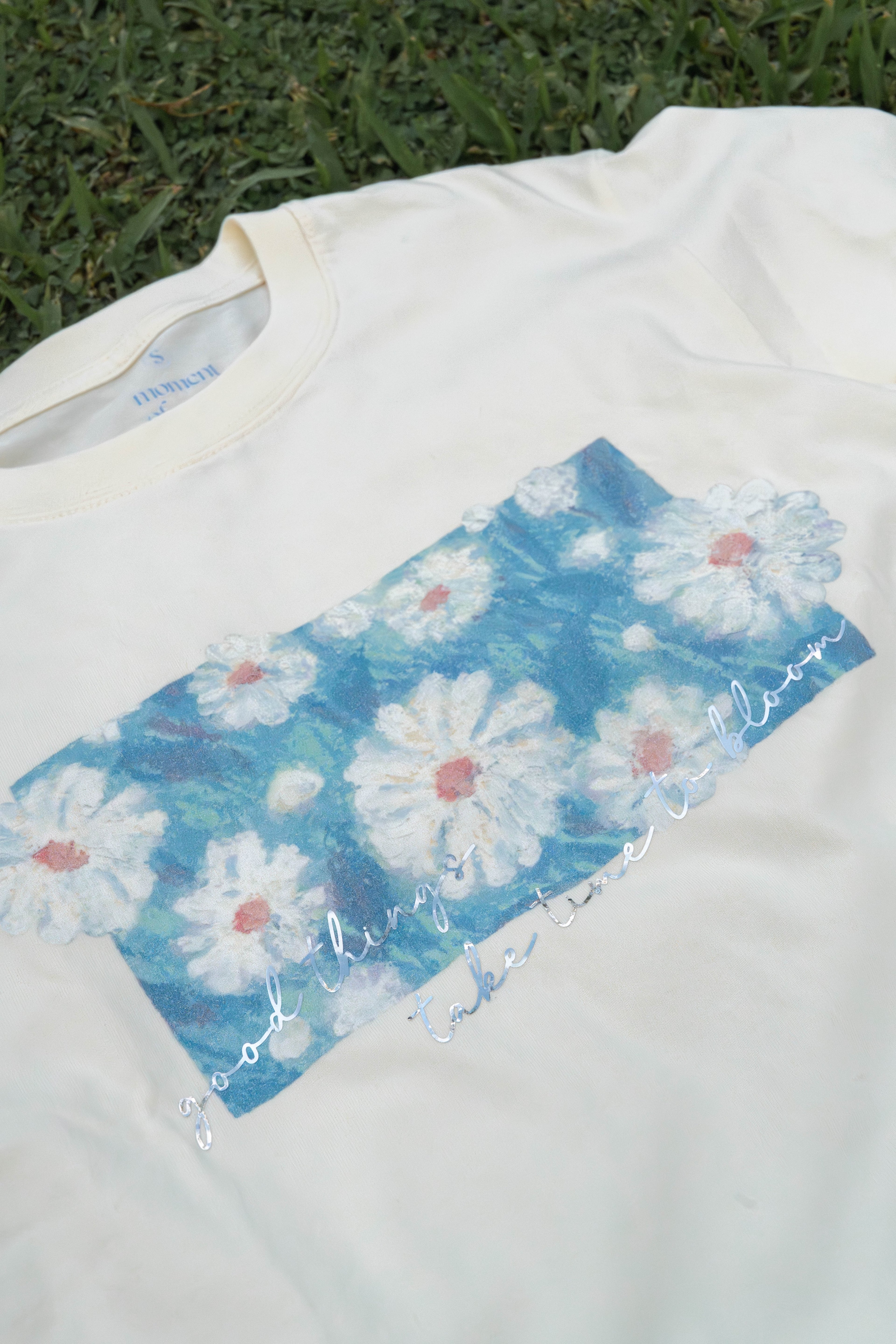 Blooming 燙銀花花T【奶油色】