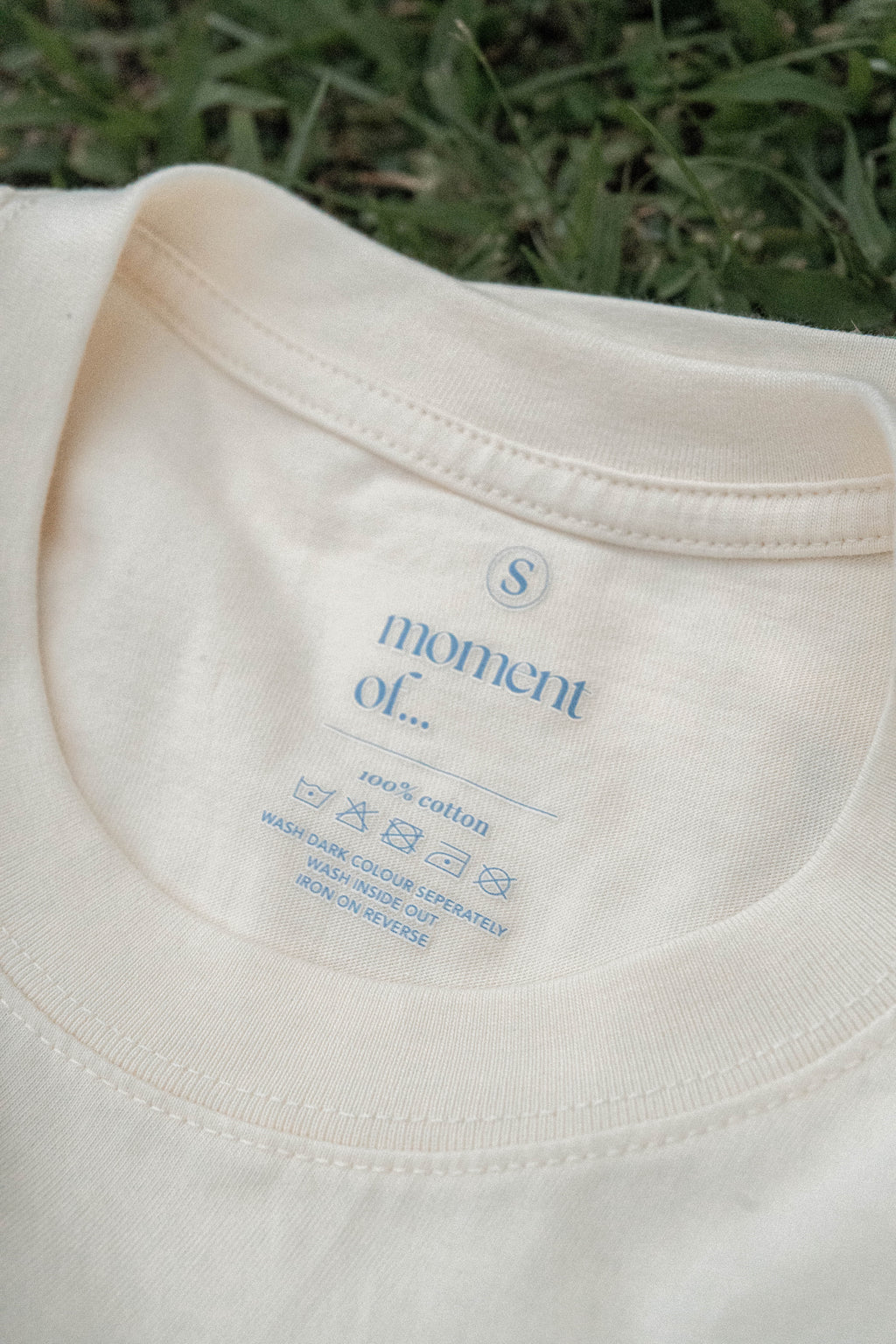 Blooming 燙銀花花T【奶油色】