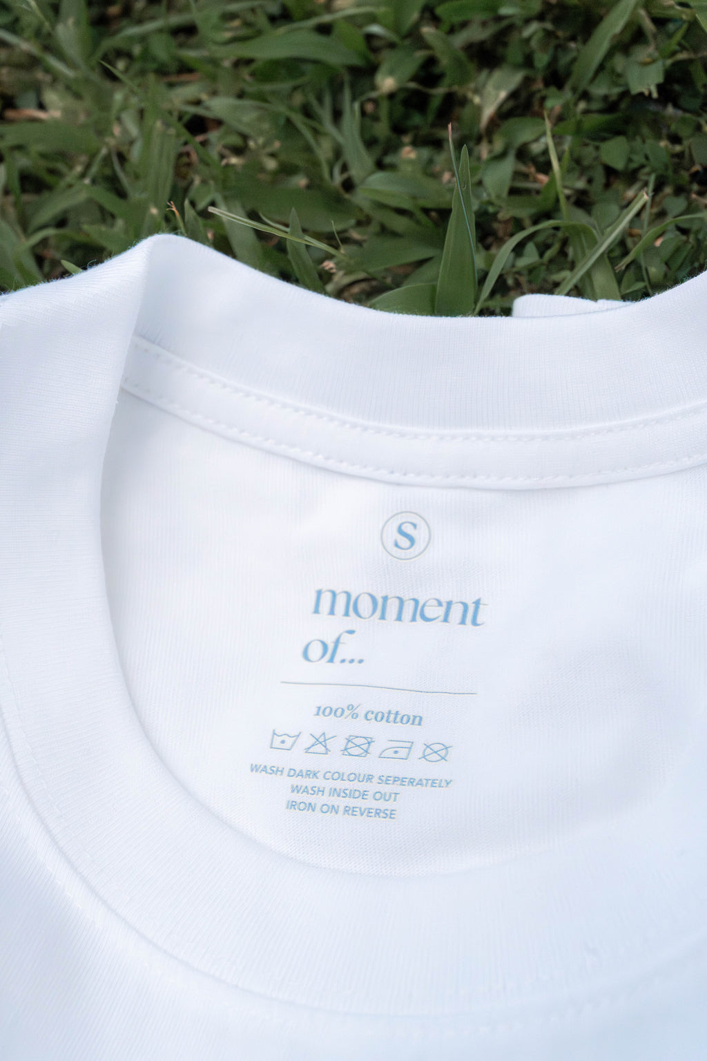 Blooming 燙銀花花T【純白色】