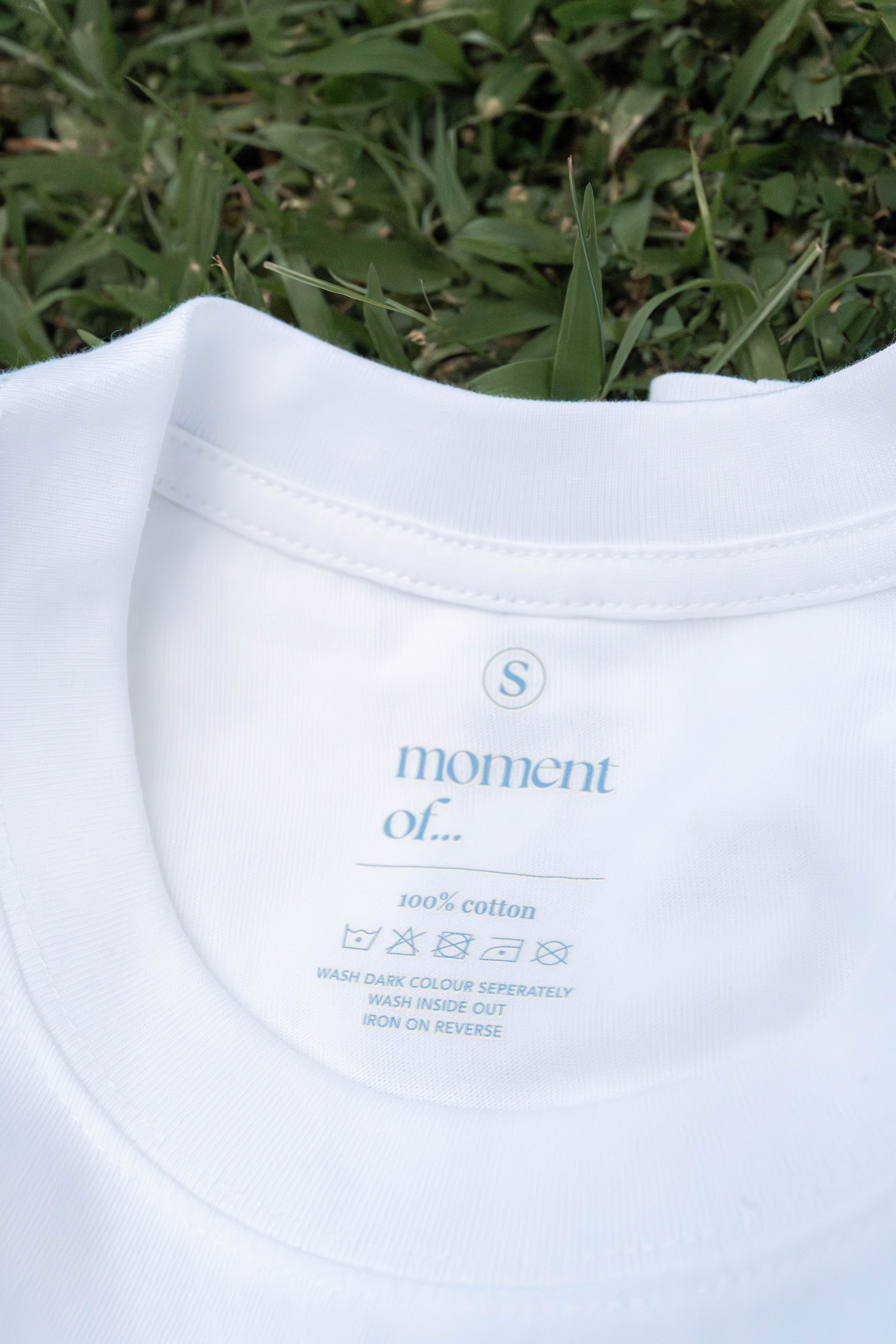 Blooming 燙銀花花T【純白色】