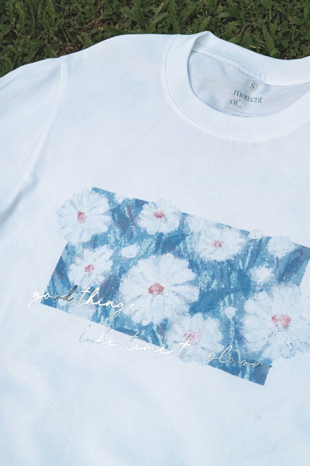 Blooming 燙銀花花T【純白色】