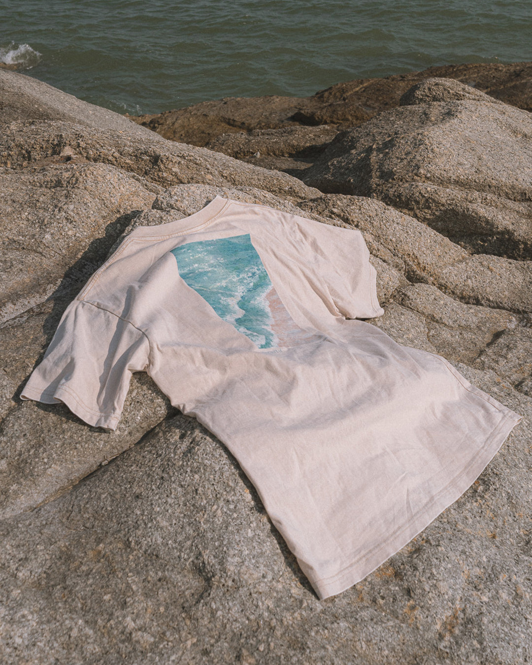 "Go with the Flow" 洗水Tshirt 【小麥杏】