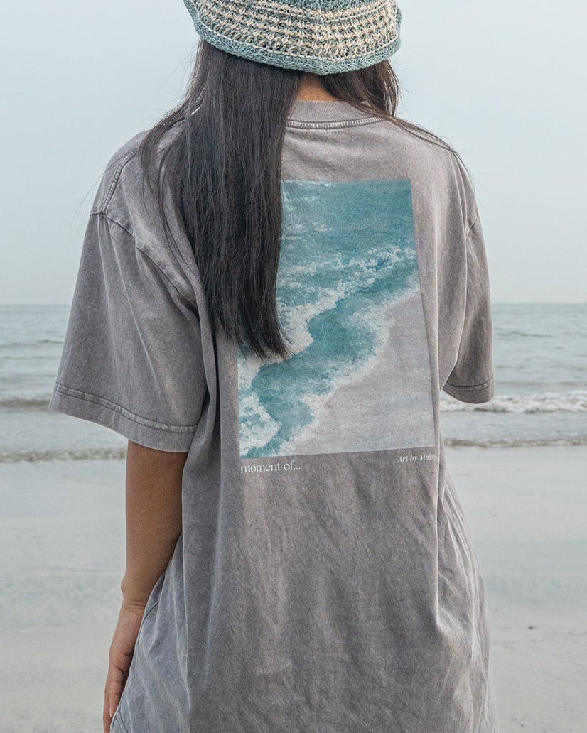 "Go with the Flow" 洗水T shirt【水泥灰】